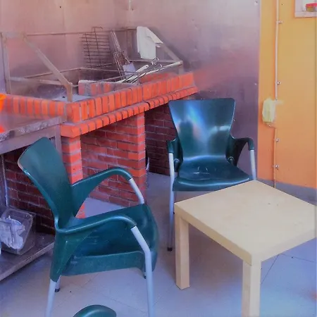 לינה וארוחת בוקר Mares Vivas *